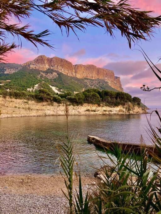 Charmant Studio Au Coeur De Cassis Luaran gambar